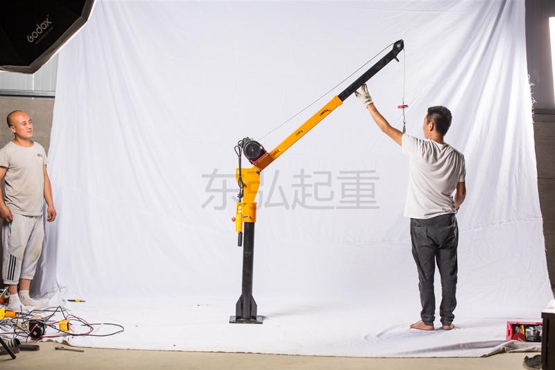 車載小吊機(jī)不可隨意改動原有的尺寸