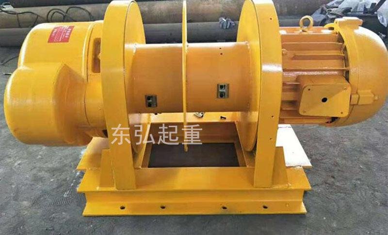 新型雙卷筒卷揚機滿足各種場所