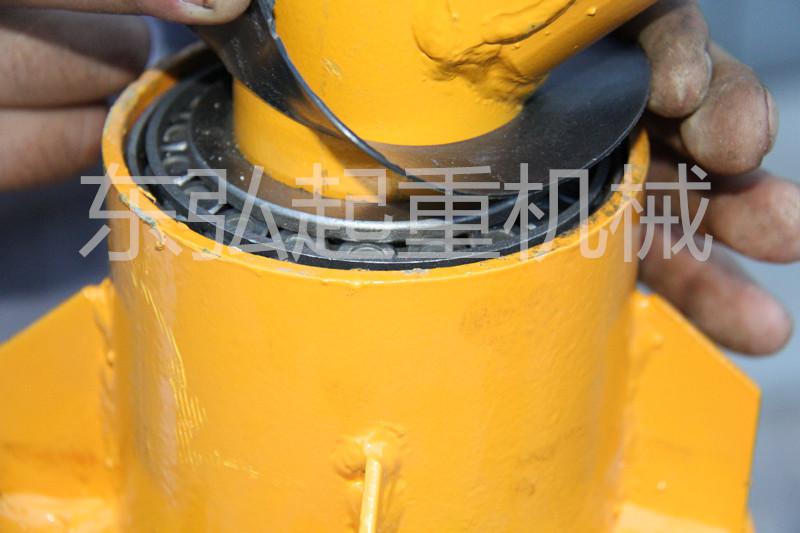 小型建筑吊運(yùn)機(jī)機(jī)器的維修及保養(yǎng)