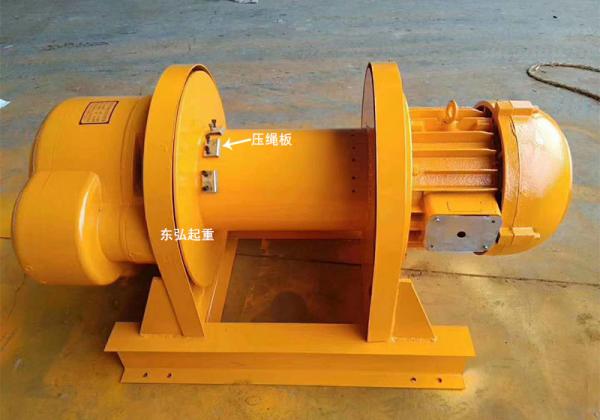 怎么樣解決電動(dòng)卷揚(yáng)機(jī)出現(xiàn)亂纏繩的情況呢